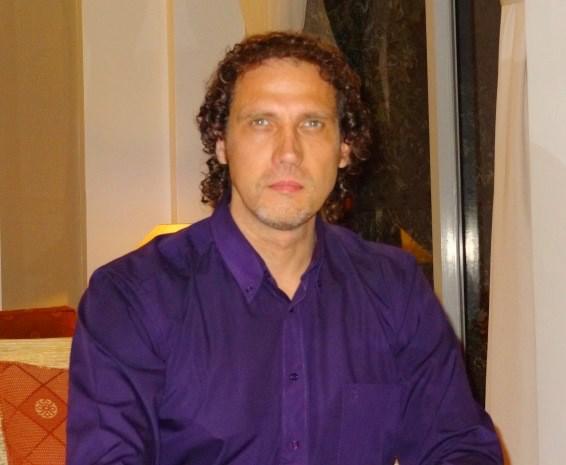 Expert spirituel, auteur et fondateur
